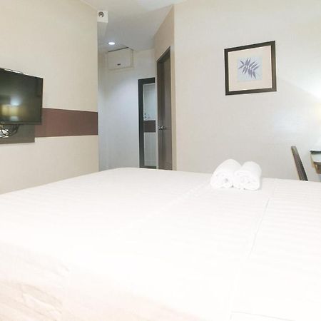 Lorenzzo Suites Hotel Makati City Exteriér fotografie